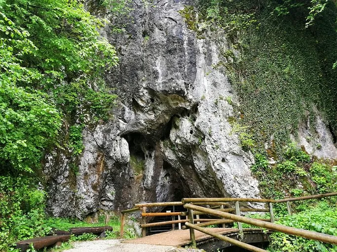 Pekel Cave